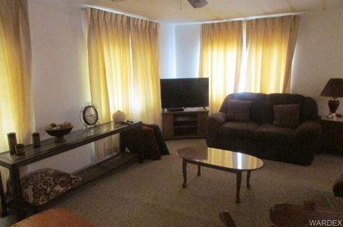 2050 Diamond Dr, Bullhead City AZ  86442-5439 exterior