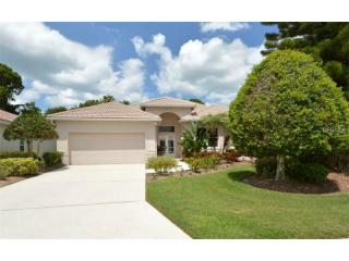 8948 Huntington Pointe Dr, Sarasota, FL 34238-3206