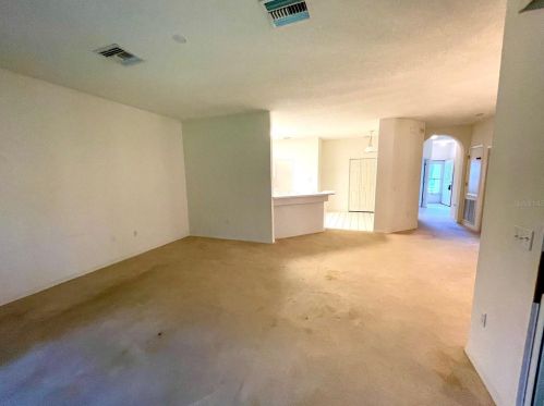 3516 Tealwood Cir, Palm Harbor FL  34685-3145 exterior