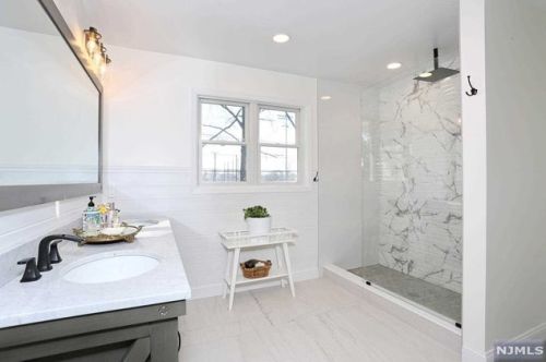 38 Radburn Rd, Ridgewood NJ  07452-3417 exterior