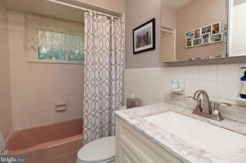 2415 Ball Rd, Willow Grove PA  19090-1509 exterior