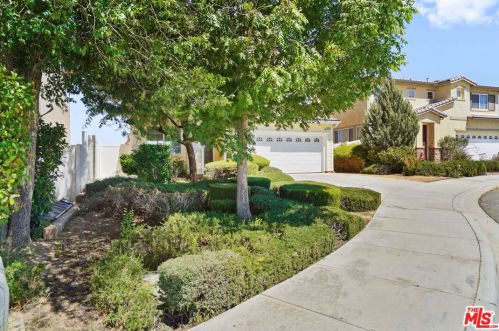 16123 Eccles St, Victorville, CA 92394-2525