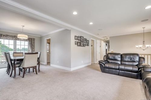 22 Hickory Ln, Garnerville NY  10923-1906 exterior