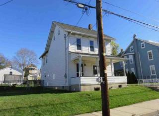 813 Washington Ave, Northampton, PA 18067-1842