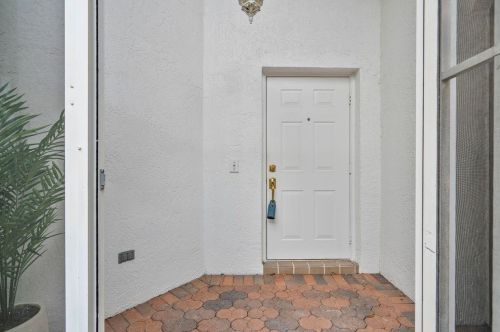 8018 Bellafiore Way, Boynton Beach, FL 33472-7154