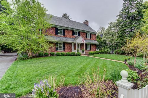 1704 Bancroft Pkwy, Wilmington, DE 19806-2434