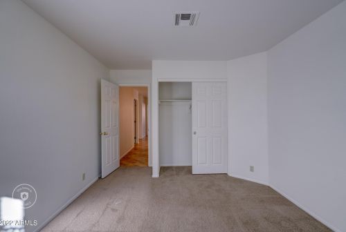 3844 Alameda Rd, Glendale AZ  85310-3301 exterior