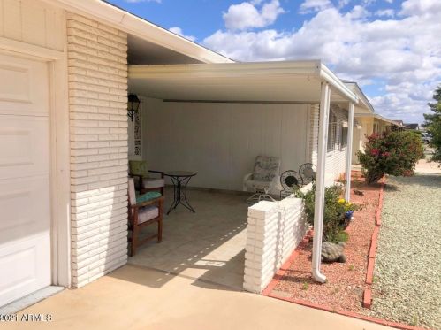 10126 Burns Dr, Sun City, AZ 85351-1233