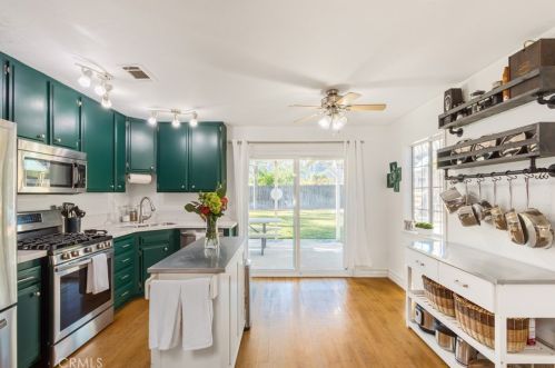 3871 Adams St, Lake Elsinore CA  92530-5312 exterior