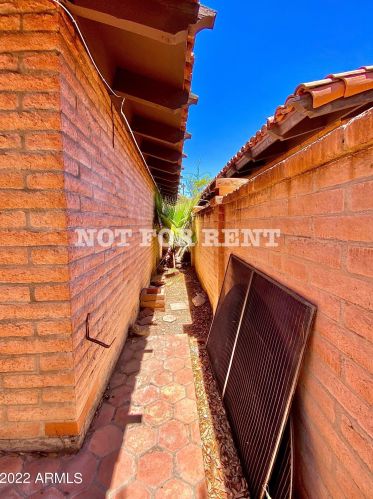 6756 17 Pl, Phoenix AZ 85024-4314 exterior