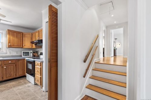 123 Titusville Rd, Poughkeepsie NY  12603-3238 exterior