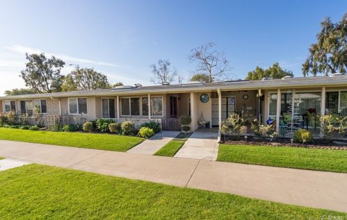 1841 Golden Rain Rd, Seal Beach, CA 90740-4785