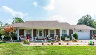 105 Wilson St, Berea, KY 40403-1226