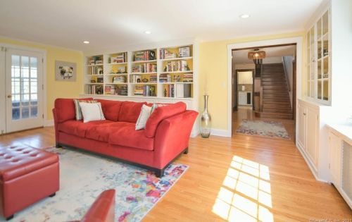 524 Main St, Wallingford CT  06492-1722 exterior