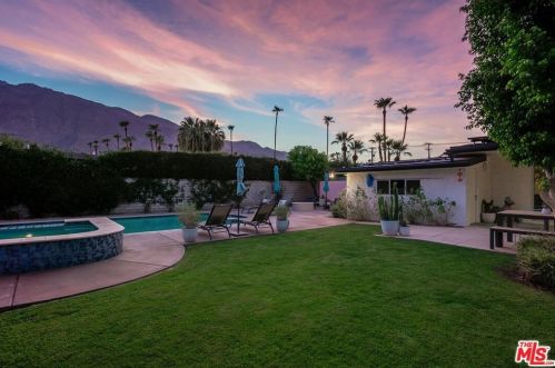 1271 San Lucas Rd, Palm Springs CA  92264-8187 exterior