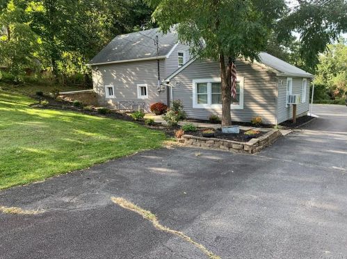 399 Mount Airy Rd, Newburgh, NY 12553-8920