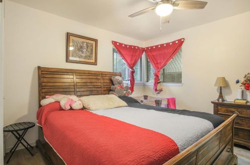 1610 Nian Way, Modesto CA  95351-3006 exterior