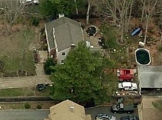 1331 Potter Blvd, Bayshore, NY 11706-4805