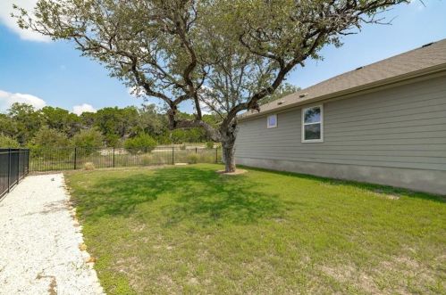 300 Florenz Ln, Georgetown TX  78628 exterior