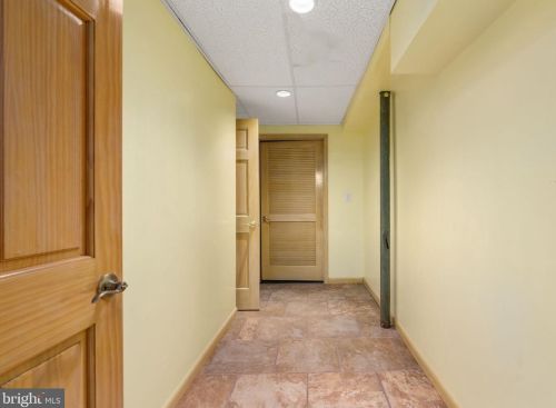 2409 Little River Rd, Haymarket VA  20169-1205 exterior