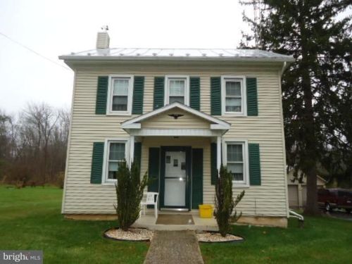 7535 Carlisle Rd, Wellsville, PA 17365-9658