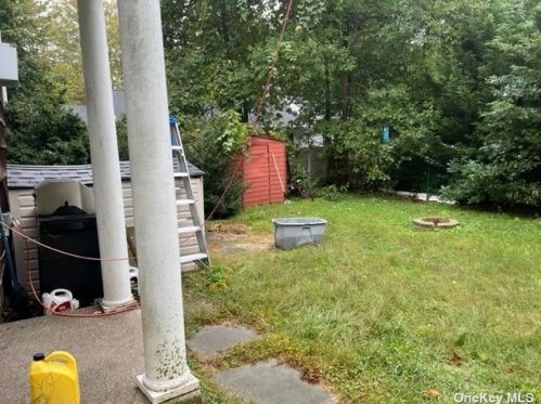 232 Pulaski Rd, Huntington Station NY  11746-1534 exterior