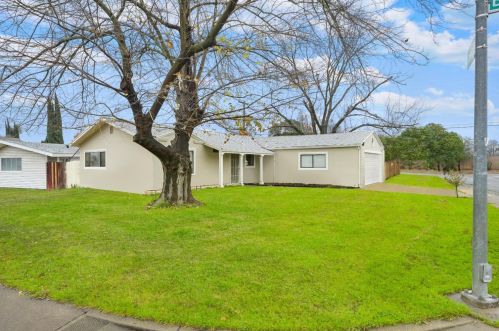6925 Treelark Way, Citrus Heights, CA 95621-1152
