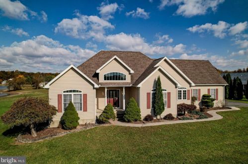 56 Timothy Ct, Dover, DE 19904-1576