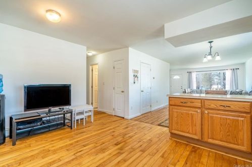 70 South St, Patterson NY  12563-3104 exterior