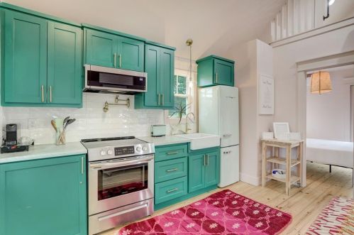 1311 13 St, Galveston TX 77550-8206 exterior