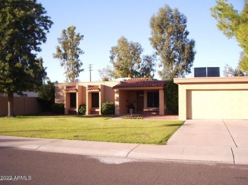 9460 Paradise Dr, Scottsdale AZ  85260-5877 exterior