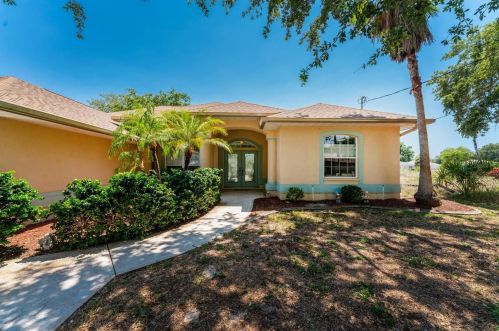 5 Sportsman Way, Placida, FL 33947-1913