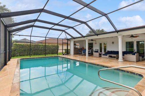 19999 Back Nine Dr, Boca Raton FL  33498-4706 exterior