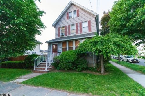 201 Pershing Ave, Roselle Park, NJ 07204-2311