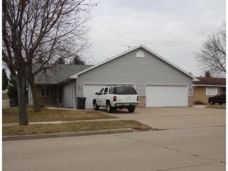 513 Stone Gate Dr, Kimberly, WI 54136-2110