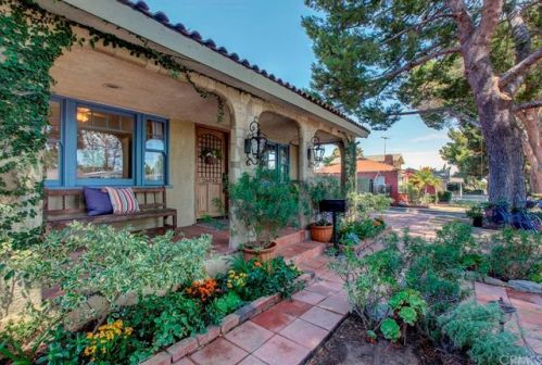 26243 Ocean View Ave, Lomita, CA 90717-3513