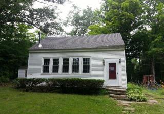 220 North Rd, Deerfield, NH 03037-1105