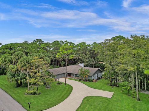 8675 Thousand Pines Dr, West Palm Beach, FL 33411-1949