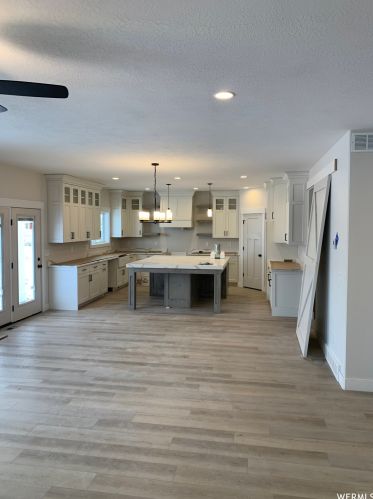 10052 6800, Tremonton, UT 84337-8607