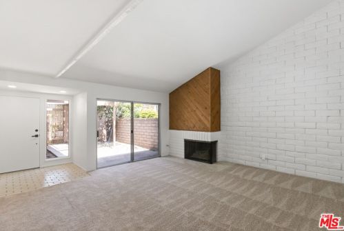 9362 Tudor Ln, Garden Grove CA  92841-3427 exterior