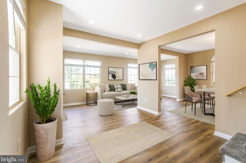 1510 White Pl, Washington, DC 20020-5344