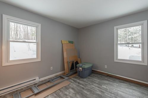 56 Great Ring Rd, Sandy Hook CT 06482-1605 exterior