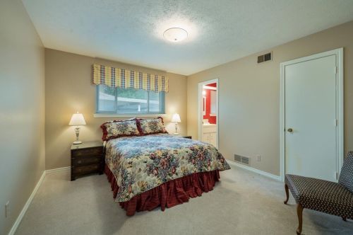 4748 Forest Bend Rd, Dallas TX  75244-6507 exterior