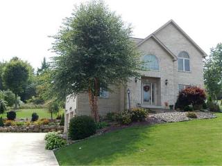 605 Rose Garden Ter, Latrobe, PA 15650-9013