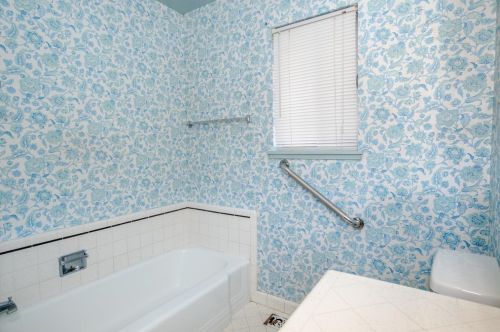 4 Casa Linda Dr, Woodland CA  95695-4612 exterior