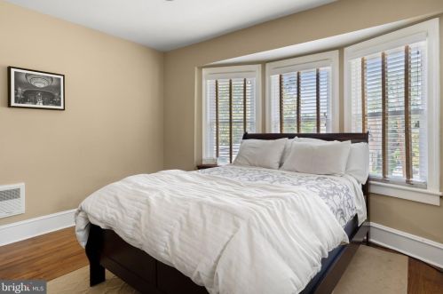 122 Stiles Ave, Camden NJ 08108-1917 exterior