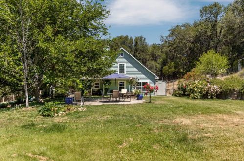 18764 Indian Springs Rd, Lake Wildwood, CA 95946-9330