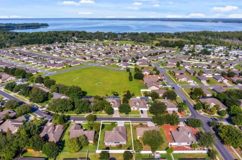 4641 Marsh Harbor Dr, Tavares FL  32778-4764 exterior