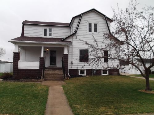 311 Mill St, Cato, WI 54230-1703