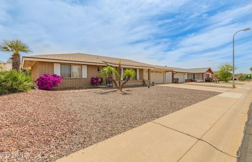 6231 Albany St, Mesa, AZ 85205-8922